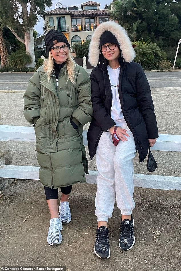 In response to criticism: Full House star daughter Natasha, 22, responded on Instagram, writing, `` Oh my God, I didn't smile or look at the camera.  Judge me !!! ';  Mother and daughter on December 13th
